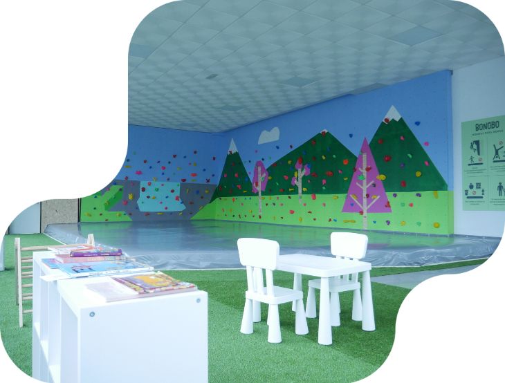 Escalada indoor, zona infantil